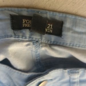Forever 21 light blue jeans size 24